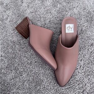 Women’s heeled booties